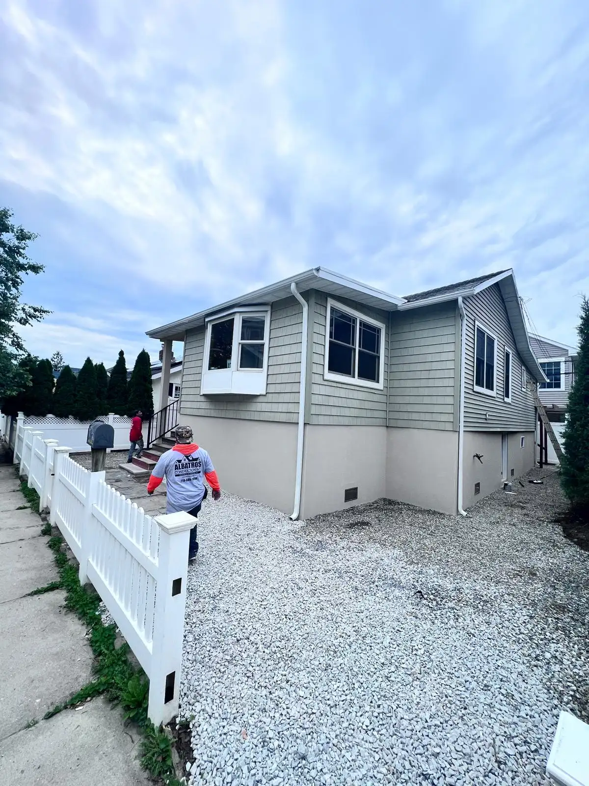 Finished stucco and gravel yard — East Meadow, Long Island