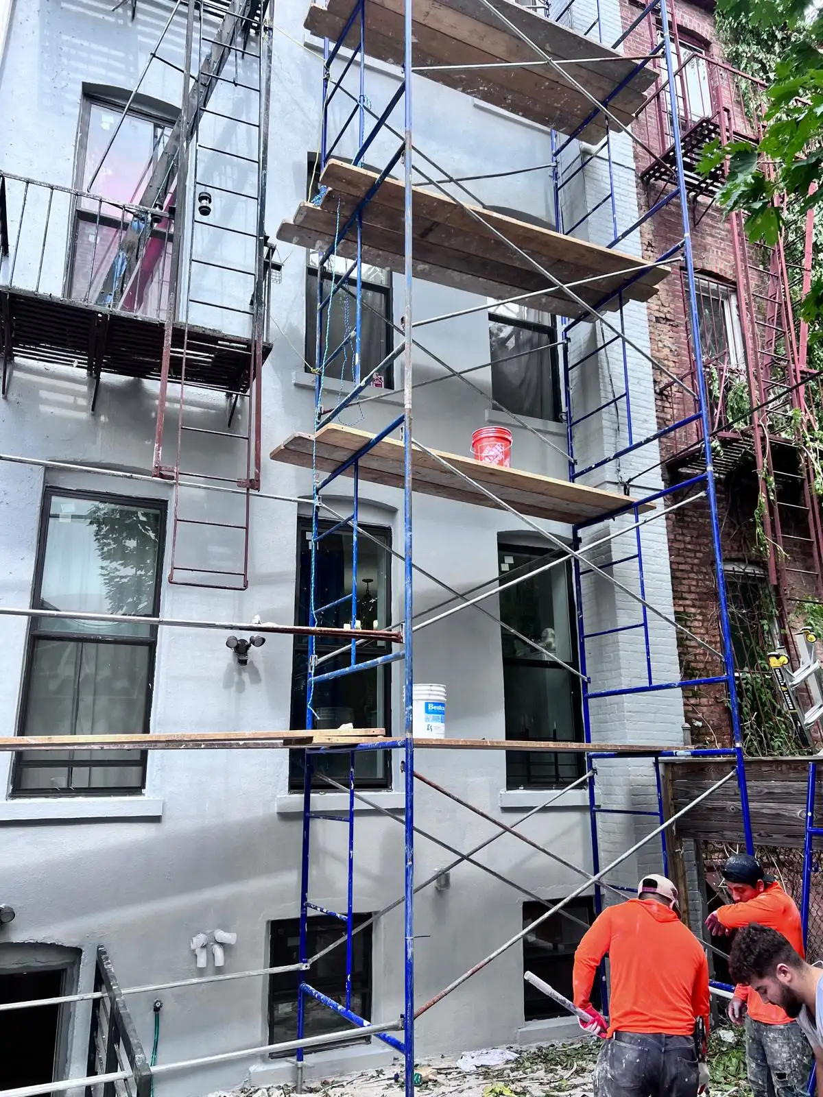 Hard coat stucco application — Bath Beach, Brooklyn