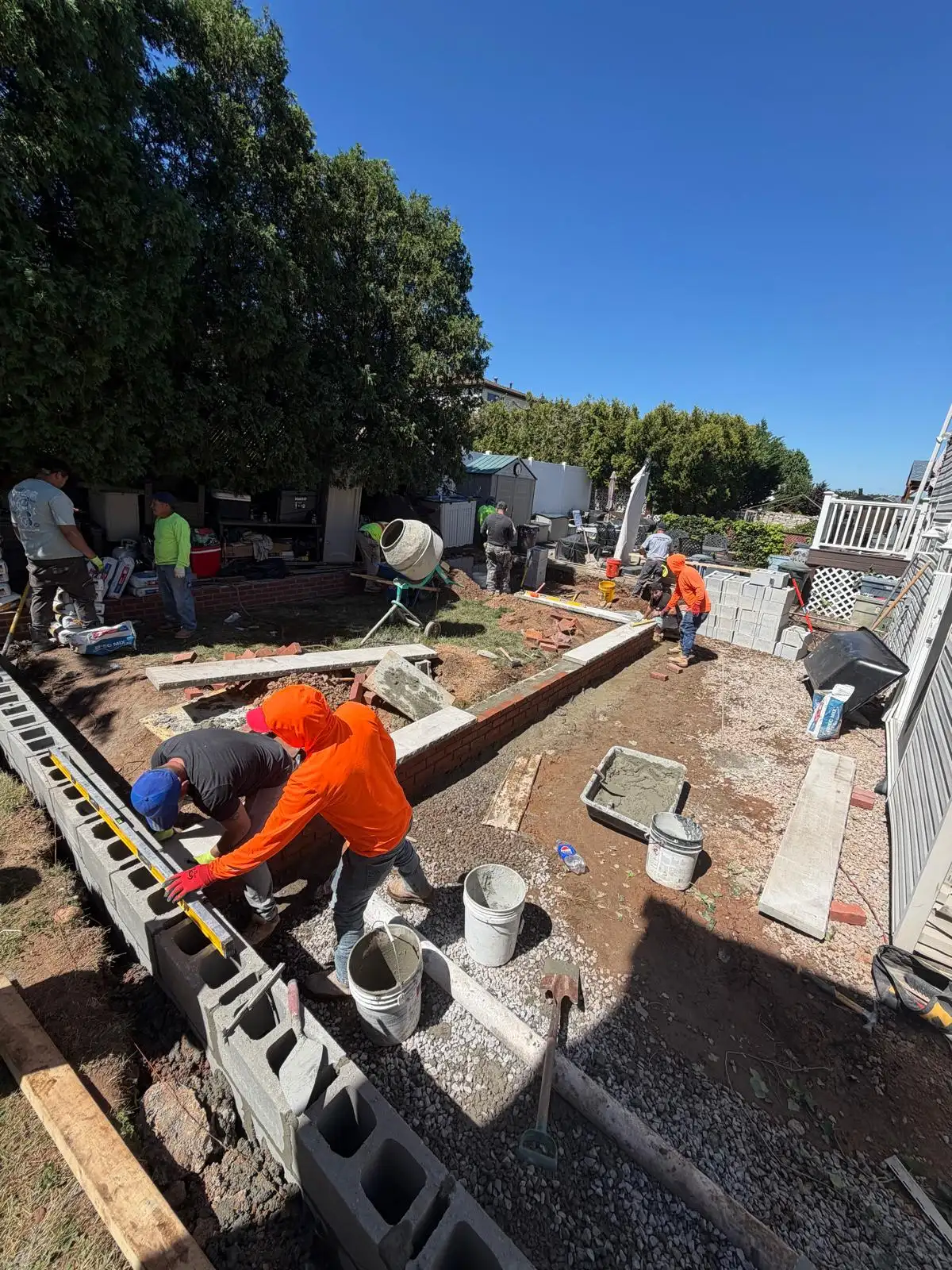 Mason building block retaining wall — Emerson Hill, Staten Island