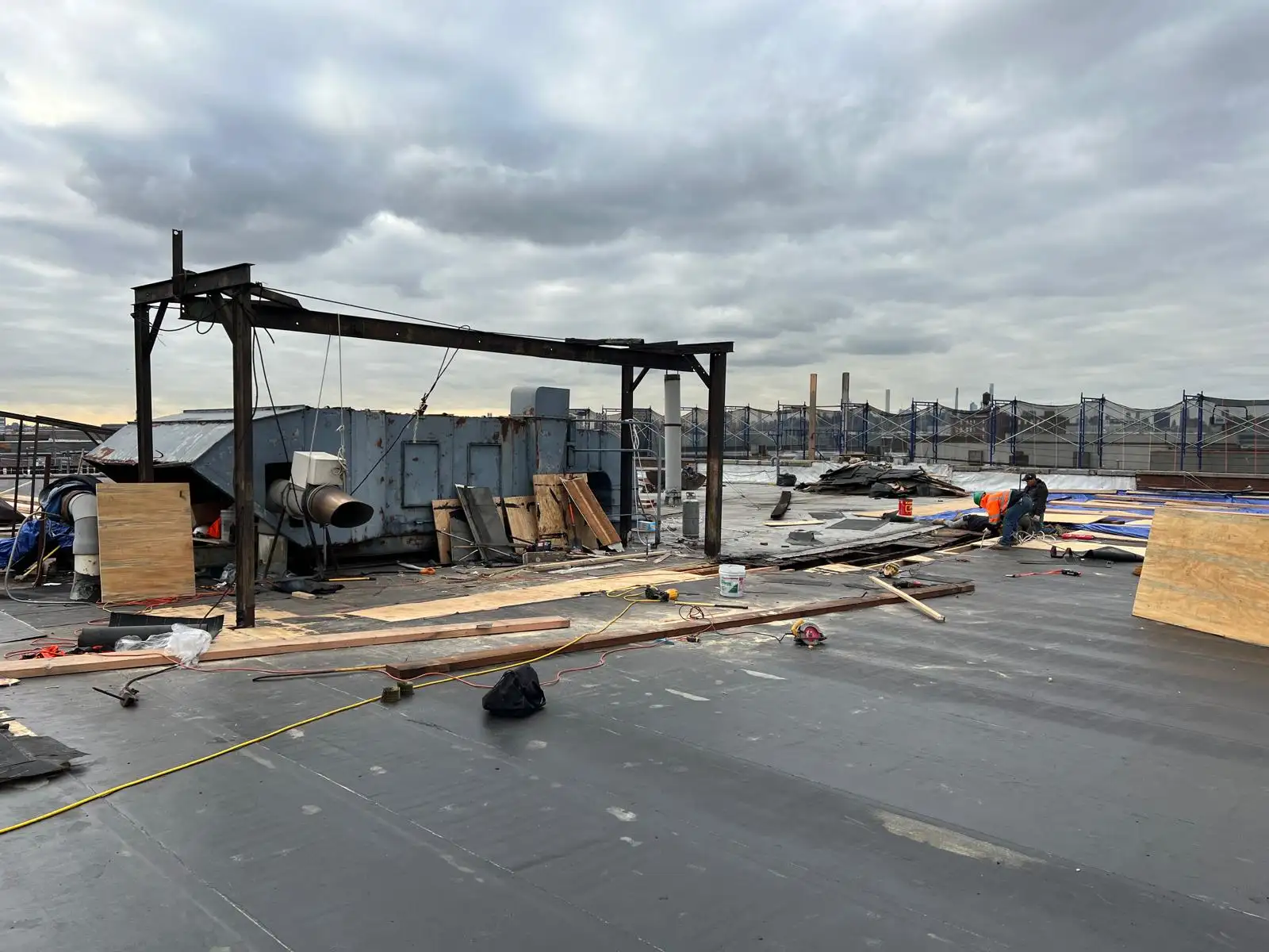 Roof membrane installation — Hunts Point, Bronx